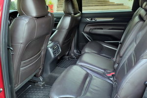 Mietwagen MAZDA CX8 (21-23) - Foto 14