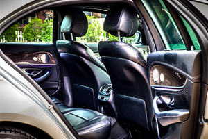 Mietwagen Mercedes Benz E AMG (19-22) - Foto 15