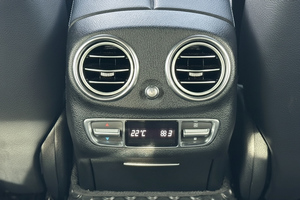 Mietwagen Mercedes Benz E AMG (19-22) - Foto 17