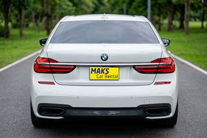 Mietwagen BMW 740 M Sport(19-22) - Foto 6