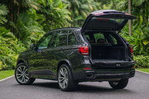 Mietwagen BMW X5 M SPORT (17-19) - Foto 6