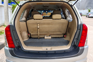 Mietwagen Isuzu MU7 - Foto 8