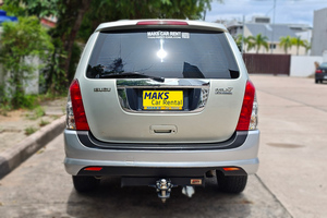 Mietwagen Isuzu MU7 - Foto 12